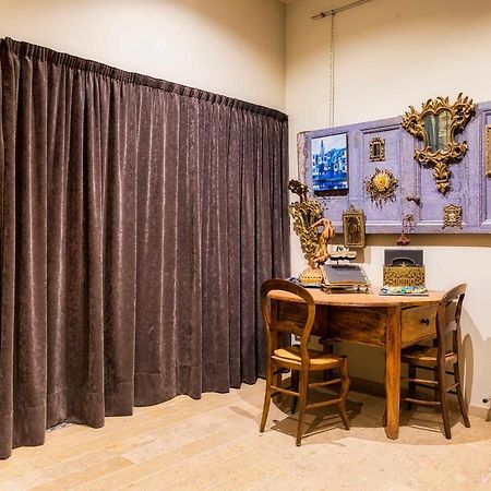 Keldomenech Bed&Art Luxury Apartment For Art Lover Besalú Exteriör bild