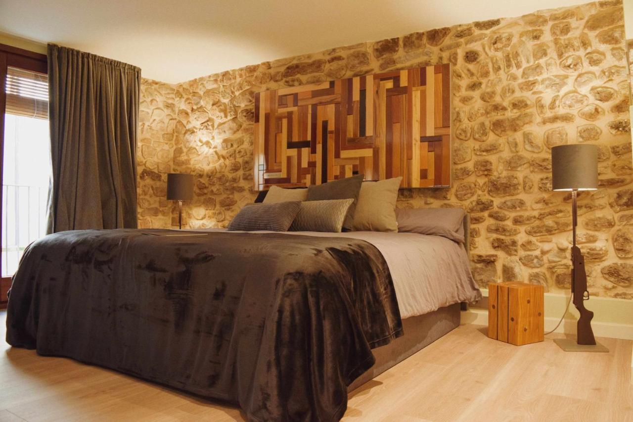 Keldomenech Bed&Art Luxury Apartment For Art Lover Besalú Exteriör bild