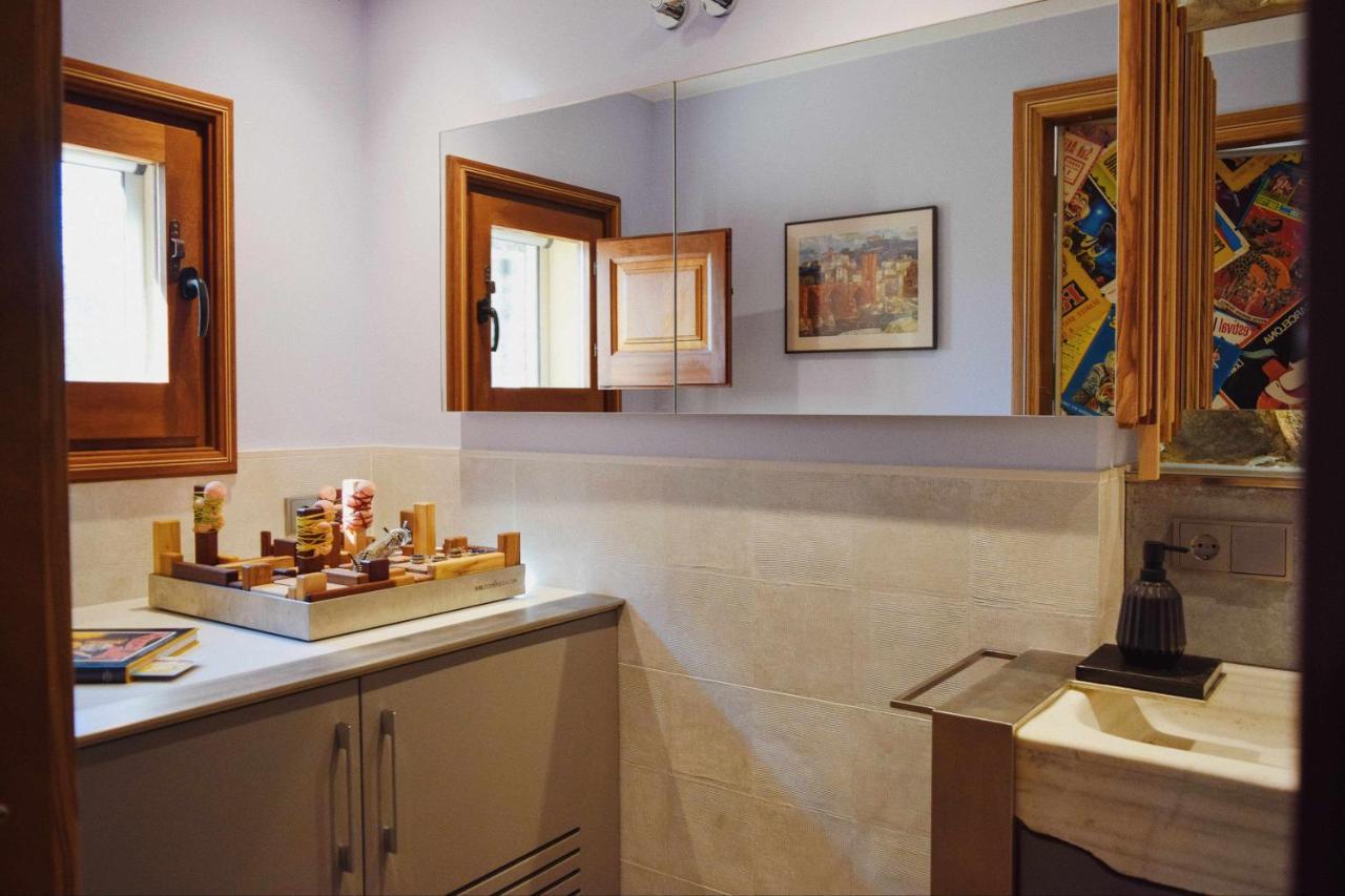 Keldomenech Bed&Art Luxury Apartment For Art Lover Besalú Exteriör bild