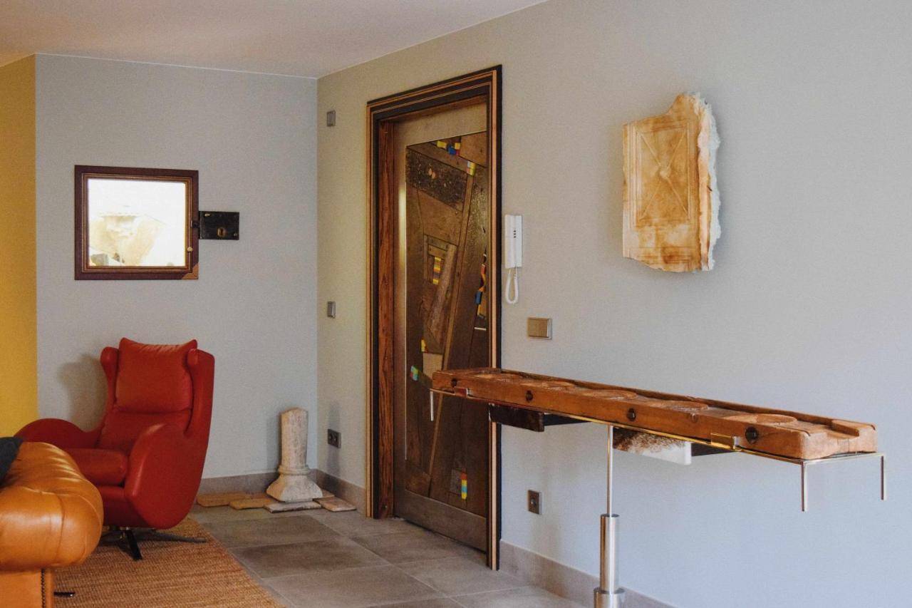 Keldomenech Bed&Art Luxury Apartment For Art Lover Besalú Exteriör bild