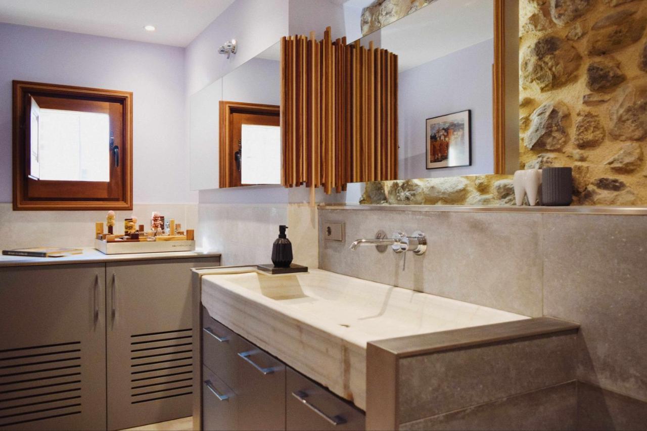 Keldomenech Bed&Art Luxury Apartment For Art Lover Besalú Exteriör bild
