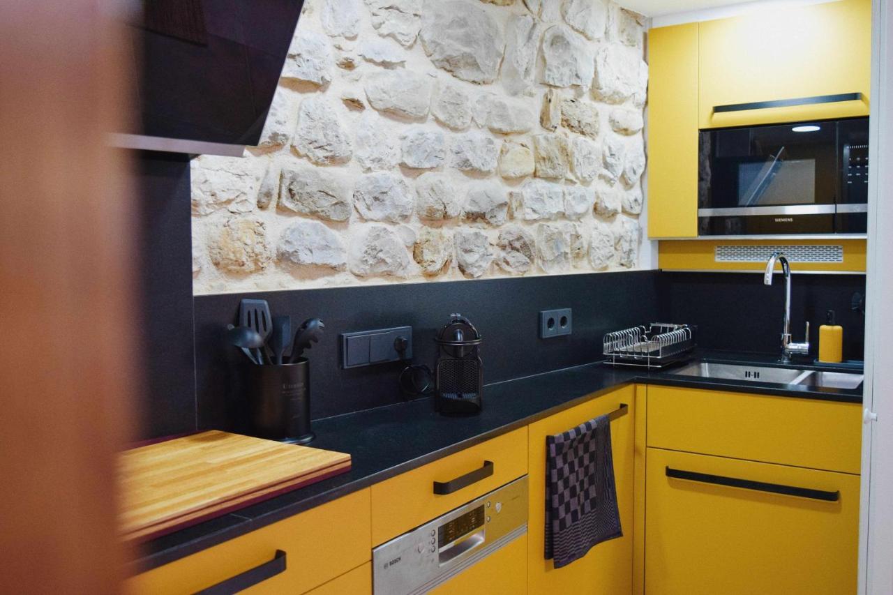 Keldomenech Bed&Art Luxury Apartment For Art Lover Besalú Exteriör bild